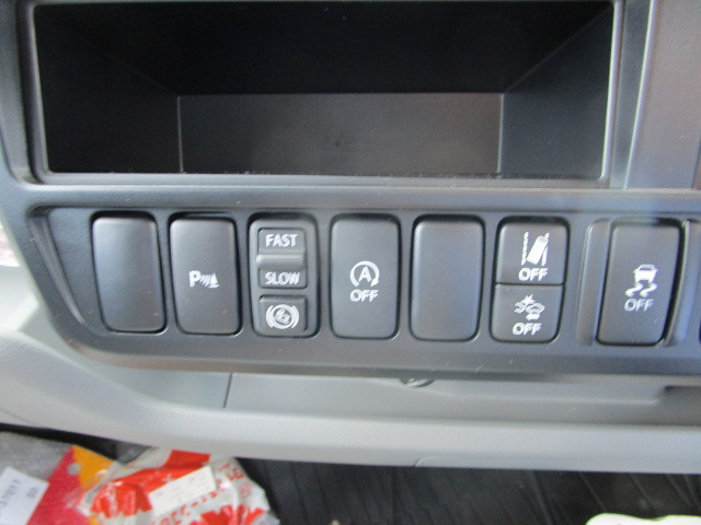 Hino dutro Small Crane equipped trucks 2KG-XZU650F(99451) 16枚目