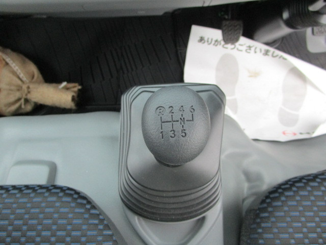 Hino dutro Small Crane equipped trucks 2KG-XZU650M(99452) 15枚目