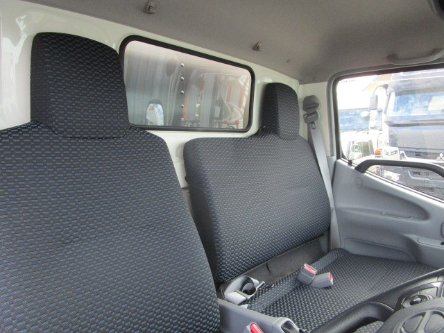 日野 デュトロ 小型 バン 2KG-XZU605M(99454) 13枚目