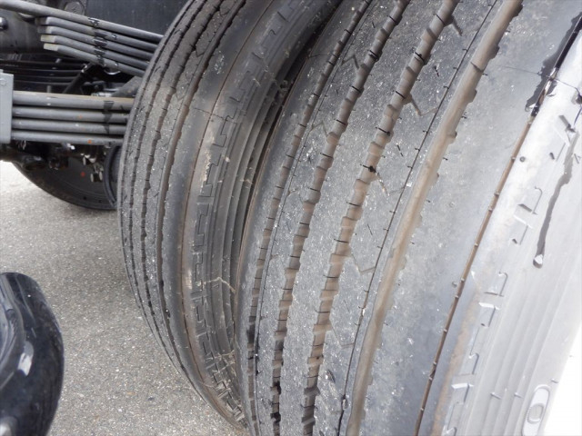 日野 レンジャー 増トン コンテナ専用車 2KG-FE2ACA(99455) 27枚目