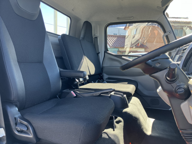 Mitsubishi Fuso canter Small Flat body 2RG-FEB80(99460) 6枚目