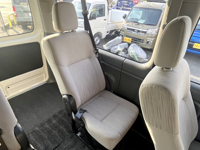 日産自動車 キャラバン 小型 バス CBF-DS8E26(99466) 11枚目