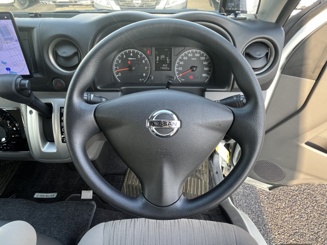 日産自動車 キャラバン 小型 バス CBF-DS8E26(99466) 17枚目