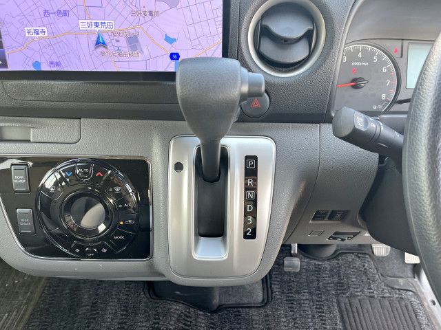 日産自動車 キャラバン 小型 バス CBF-DS8E26(99466) 18枚目