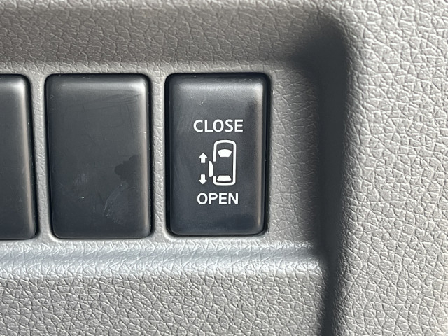 日産自動車 キャラバン 小型 バス CBF-DS8E26(99466) 27枚目