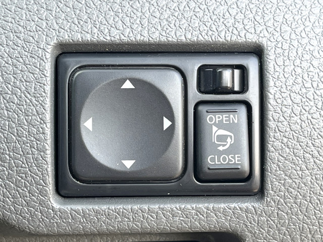 日産自動車 キャラバン 小型 バス CBF-DS8E26(99466) 30枚目