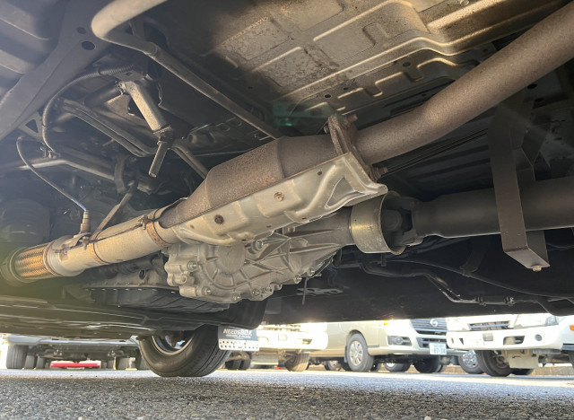 日産自動車 キャラバン 小型 バス CBF-DS8E26(99466) 36枚目