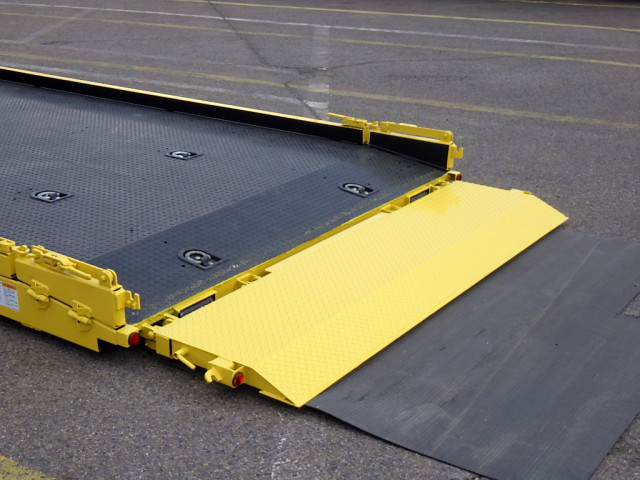 三菱ふそう キャンター 小型 キャリアカー 2PG-FEB80(99469) 7枚目