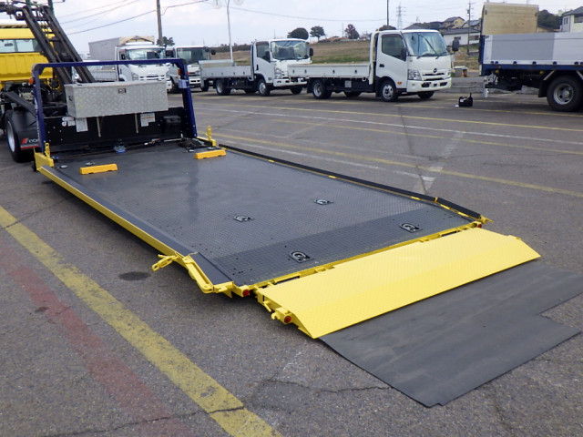 三菱ふそう キャンター 小型 キャリアカー 2PG-FEB80(99469) 32枚目