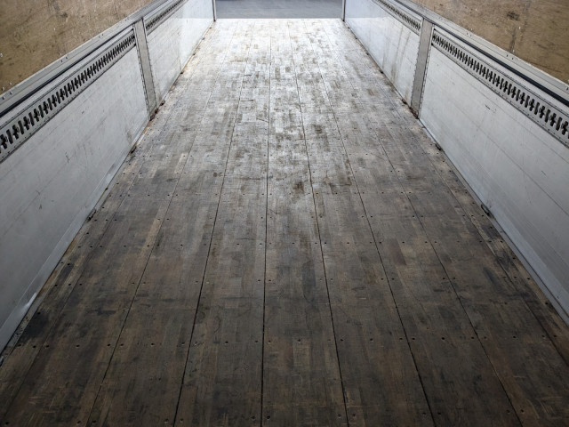 いすゞ ギガ 大型 ウィング 2PG-CYJ77C(99470) 24枚目