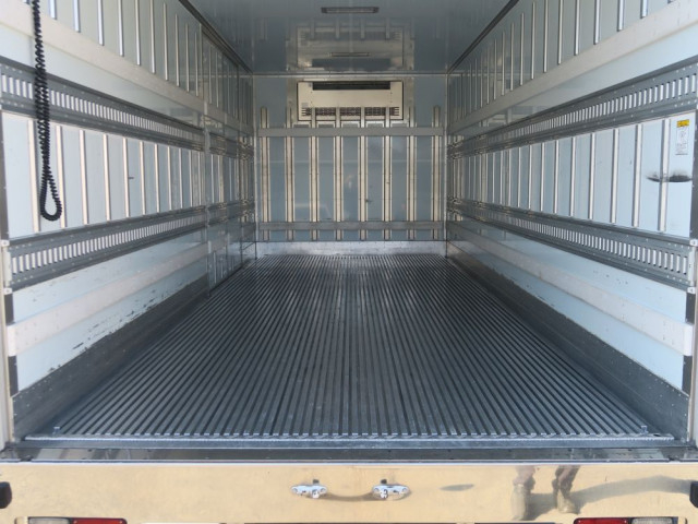 日野 レンジャー 中型 冷蔵冷凍バン 2KG-FD2ABG(99476) 6枚目