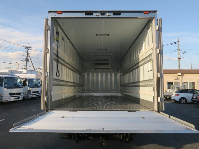 日野 レンジャー 中型 冷蔵冷凍バン 2KG-FD2ABG(99476) 9枚目