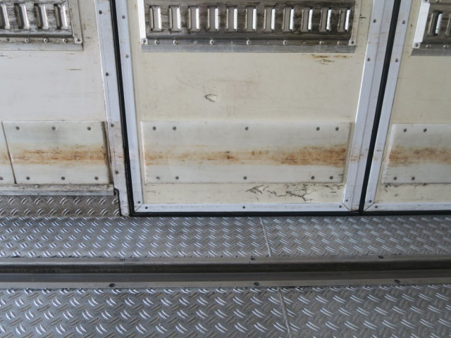 いすゞ フォワード 増トン 冷蔵冷凍バン 2RG-FSR90T2(99477) 15枚目