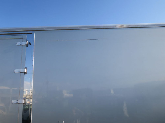 いすゞ フォワード 増トン 冷蔵冷凍バン 2RG-FSR90T2(99477) 24枚目