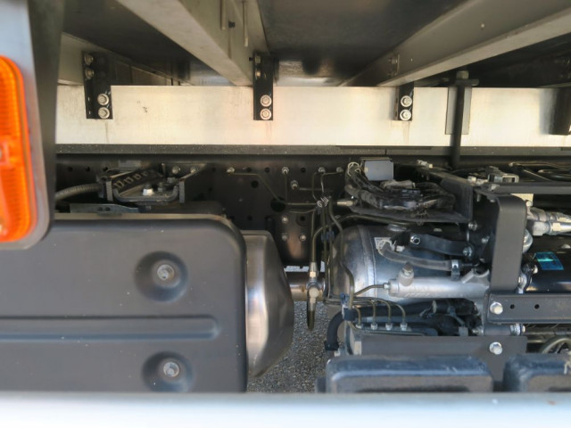 いすゞ フォワード 増トン 冷蔵冷凍バン 2RG-FSR90T2(99477) 46枚目