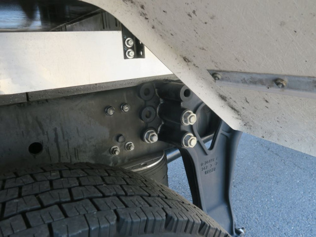 いすゞ フォワード 増トン 冷蔵冷凍バン 2RG-FSR90T2(99477) 47枚目