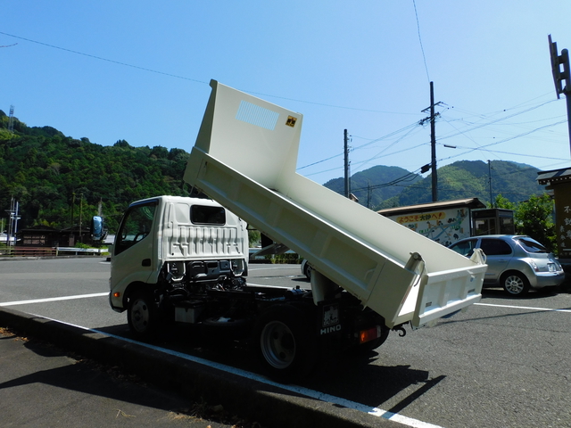 日野 デュトロ 小型 土砂ダンプ 2KG-XZU600T(99515) 3枚目