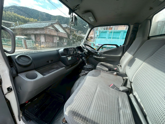 日野 デュトロ 小型 冷蔵冷凍バン TKG-XZU600M(99517) 20枚目