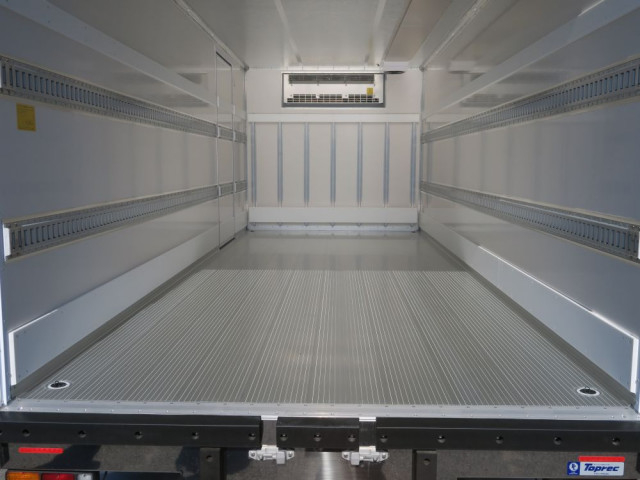 三菱ふそう ファイター 中型 冷蔵冷凍バン 2KG-FK65F(99523) 10枚目