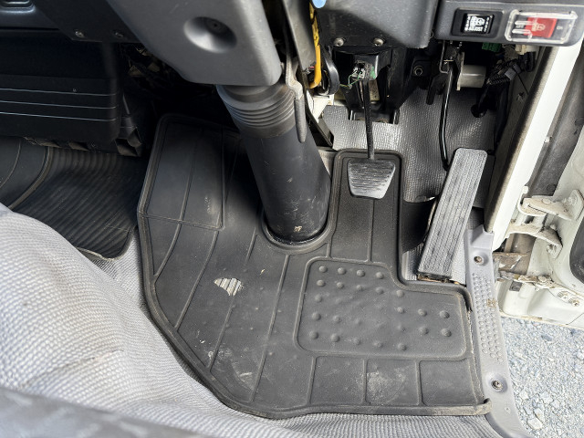 いすゞ エルフ 小型 バン PB-NKR81AN(99544) 46枚目