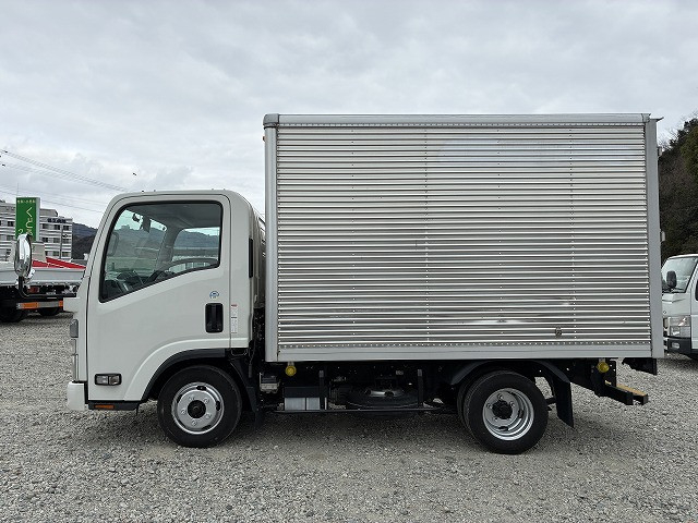 Isuzu elf Small Box body 2RG-NLR88AN(99545) 4枚目