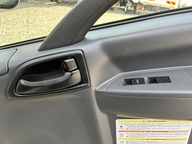 Isuzu elf Small Box body 2RG-NLR88AN(99545) 43枚目