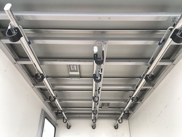 いすゞ エルフ 小型 バン 2RG-NHR88AN(99547) 17枚目