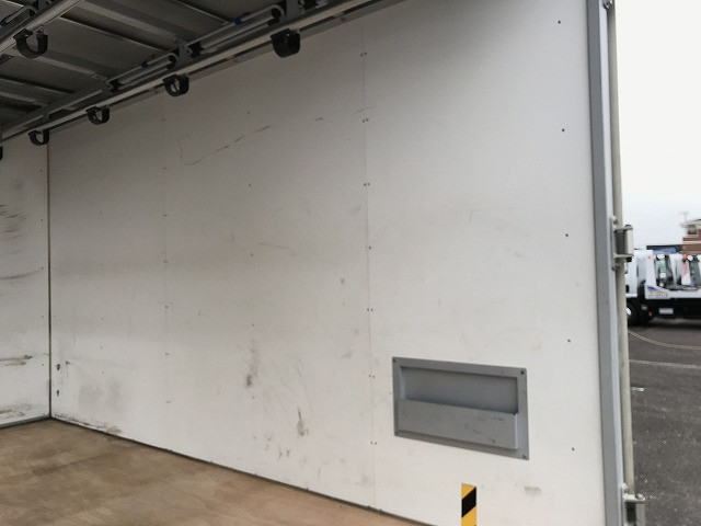 いすゞ エルフ 小型 バン 2RG-NHR88AN(99547) 18枚目