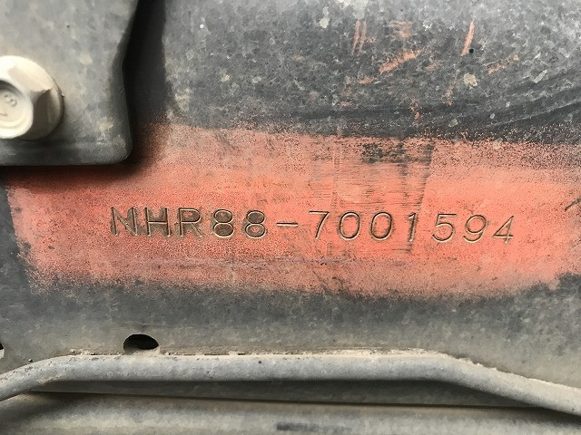 いすゞ エルフ 小型 バン 2RG-NHR88AN(99547) 21枚目