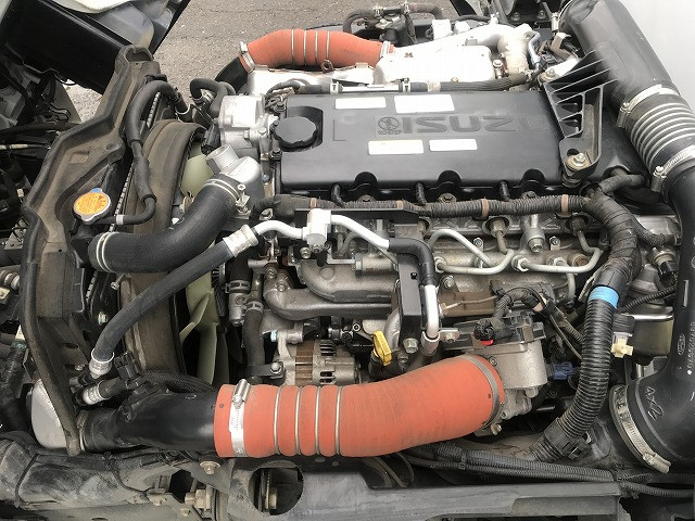 いすゞ エルフ 小型 バン 2RG-NHR88AN(99547) 24枚目