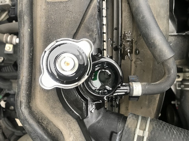 いすゞ エルフ 小型 バン 2RG-NHR88AN(99547) 28枚目