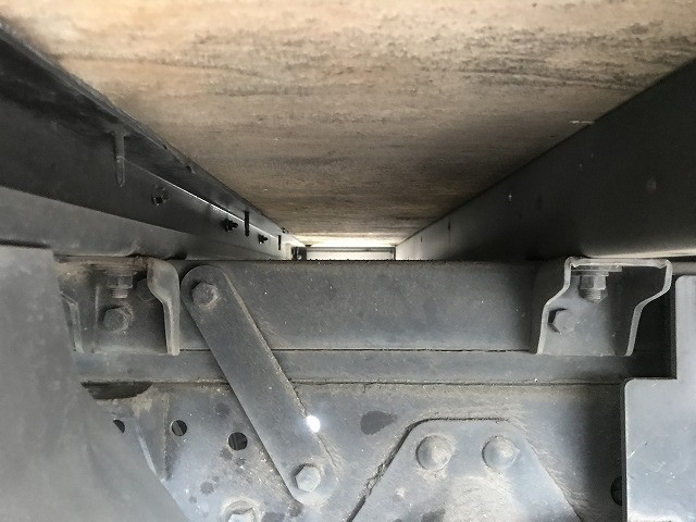 いすゞ エルフ 小型 バン 2RG-NHR88AN(99547) 42枚目