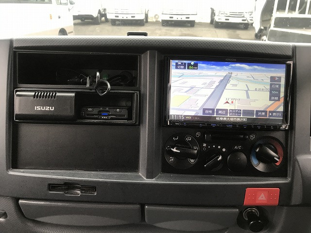 いすゞ エルフ 小型 バン 2RG-NHR88AN(99547) 48枚目