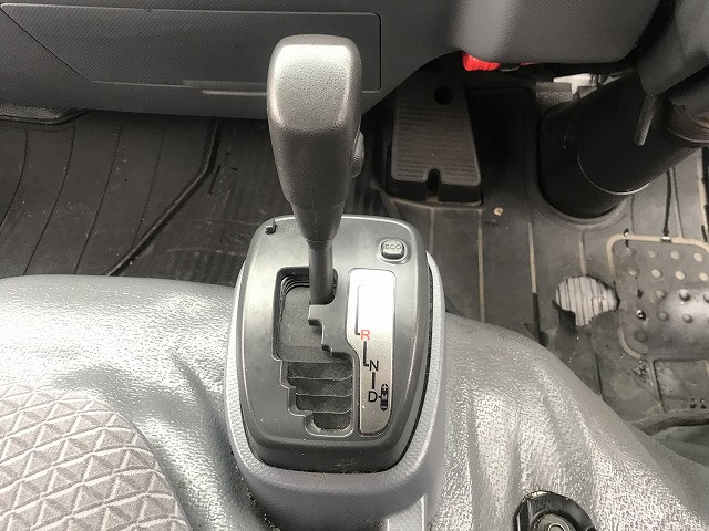 いすゞ エルフ 小型 バン 2RG-NHR88AN(99547) 49枚目