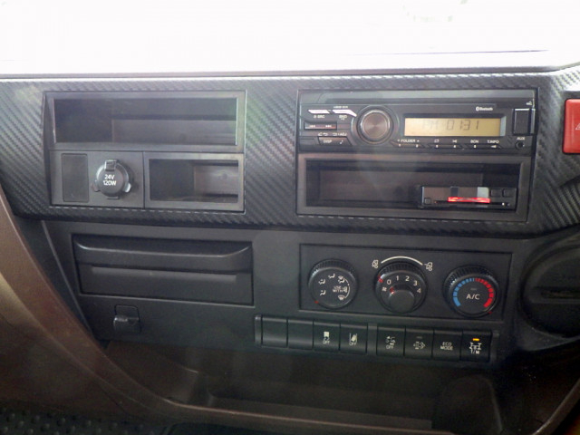 日野 レンジャー 小型 平ボディ（クレーン付） 2KG-FC2ABA(99552) 19枚目