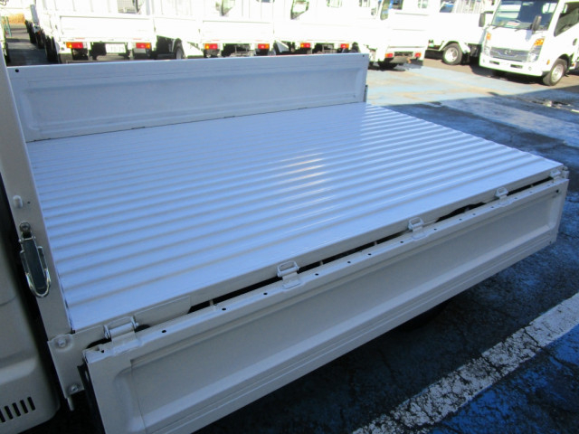 マツダ ボンゴ 小型 平ボディ DBF-SLP2T(99557) 13枚目