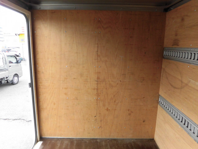 トヨタ ダイナ 小型 バン TPG-XZC605(99556) 17枚目