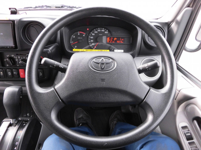 トヨタ ダイナ 小型 バン TPG-XZC605(99556) 31枚目
