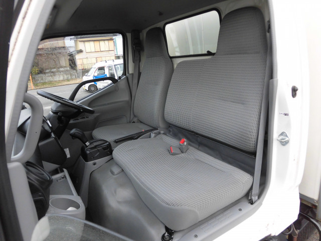トヨタ ダイナ 小型 バン TPG-XZC605(99556) 37枚目