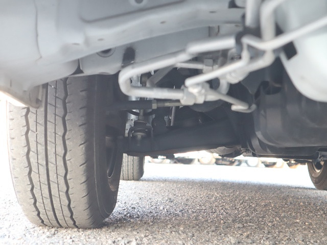 トヨタ ハイエース 小型 バン CBF-TRH200V(99558) 27枚目