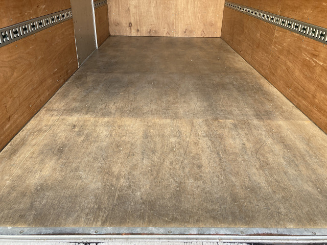 三菱ふそう キャンター 小型 バン TPG-FEB50(99562) 24枚目