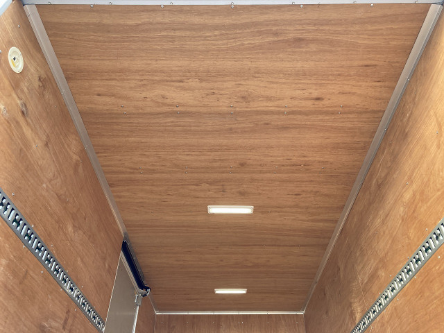 三菱ふそう キャンター 小型 バン TPG-FEB50(99562) 25枚目