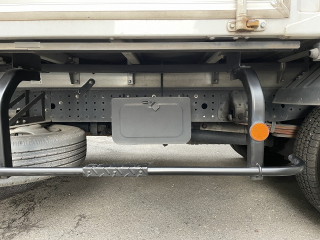 三菱ふそう キャンター 小型 バン TPG-FEB50(99562) 28枚目