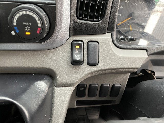 三菱ふそう キャンター 小型 バン TPG-FEB50(99562) 41枚目