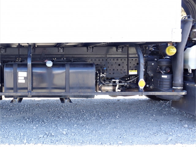 いすゞ エルフ 小型 バン 2RG-NPR88YN(99566) 20枚目