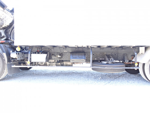 いすゞ エルフ 小型 バン 2RG-NPR88YN(99566) 24枚目