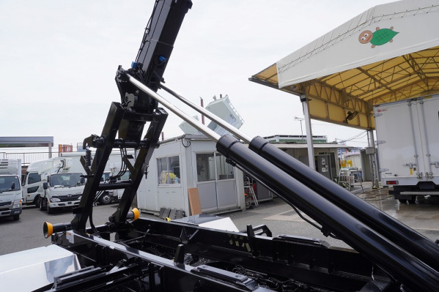 三菱ふそう ファイター 中型 コンテナ専用車 2KG-FK62F(111770) 21枚目