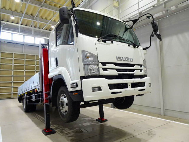 いすゞ フォワード 増トン 平ボディ（クレーン付） 2RG-FSR90S2(99569) 2枚目