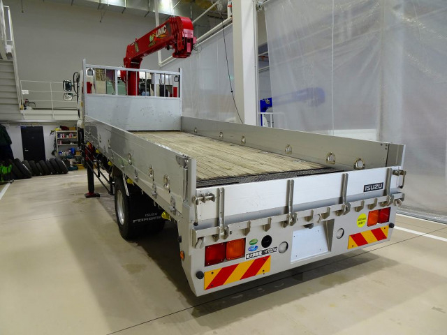 いすゞ フォワード 増トン 平ボディ（クレーン付） 2RG-FSR90S2(99569) 4枚目