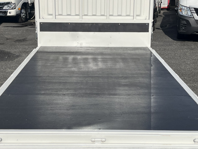 三菱ふそう キャンターガッツ 小型 平ボディ TKG-BSZ2F24(99570) 8枚目